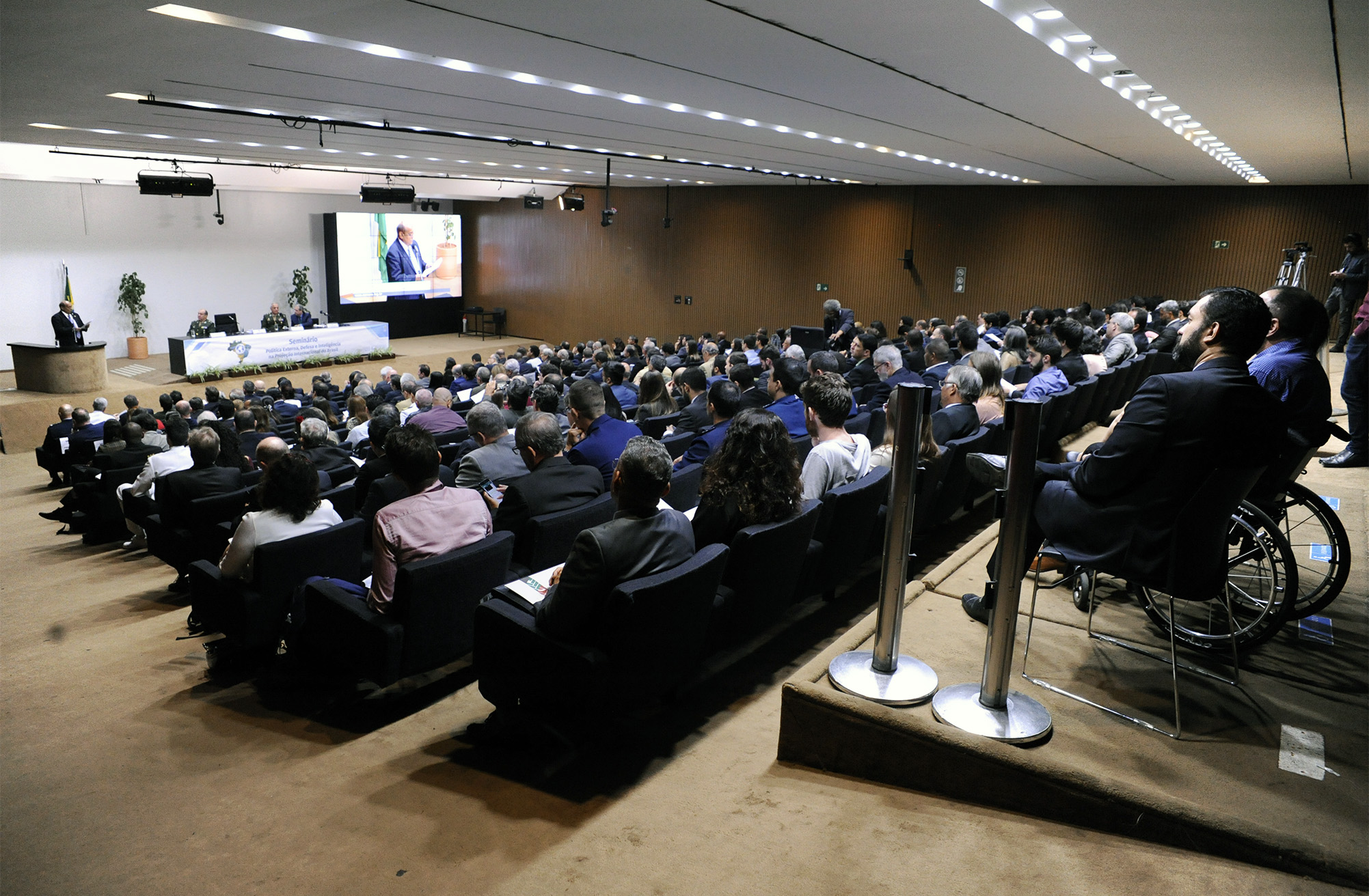 Política Externa, Defesa e Inteligência na projeção Internacional do Brasil